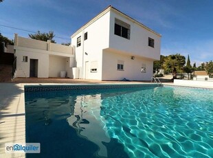 Chalet independiente en el campo