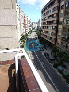 Alquiler de piso en O Berbés - Peniche de 3 habitaciones con terraza y garaje