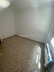 Alquiler piso de 4 habitaciones y 2 baños en Lleida