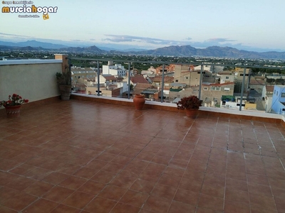 Ático en venta en Torreagüera de 4 habitaciones con terraza y garaje