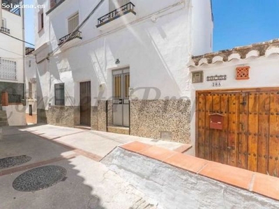 casa adosada en Venta en Cómpeta