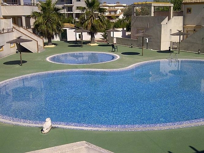 Chalet a 40 m de la playa junto Oliva Nova Golf