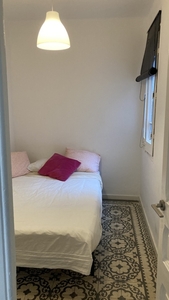 Habitación + estudio / vestidor en Sant Antoni