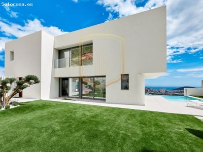 Villa con vistas al Skyline de Benidorm