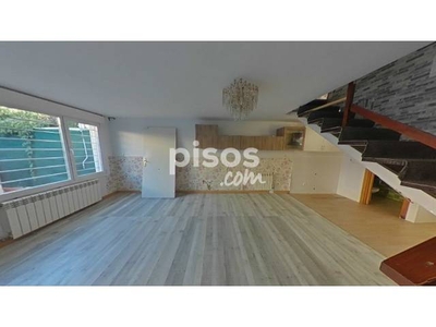 Casa adosada en venta en Calle Mataró, cerca de Calle de Badalona