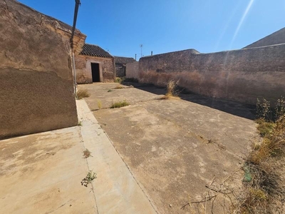 Casa con terreno en Fuente Álamo de Murcia