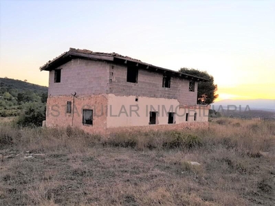 Casa con terreno en Llíria