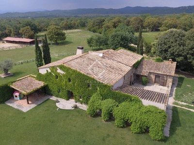 Casa rural de 784m² en venta en La Selva, Girona