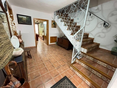 Venta Casa adosada en Calle Bermejas 18 Alhama de Granada. Buen estado con balcón 229 m²