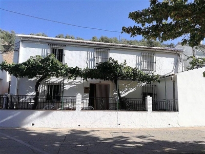 Venta Casa unifamiliar en Calle Parrilla Villanueva de Algaidas. Buen estado 156 m²