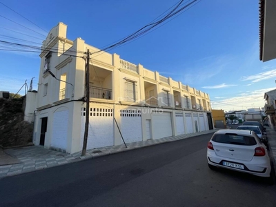 Venta Dúplex en Avenida Los Trabajadores Burguillos. Con terraza 137 m²