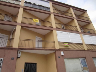 Venta Piso Ciudad Rodrigo. Piso de cuatro habitaciones en Avenida BEJAR. Buen estado segunda planta con terraza