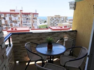 Venta Piso en Avenida Gamonal. Benalmádena. Buen estado novena planta con terraza calefacción individual