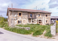 Casa en venta de 279 m² Calle San Vicente (Bezana), 09572 Valle de Valdebezana (Burgos)