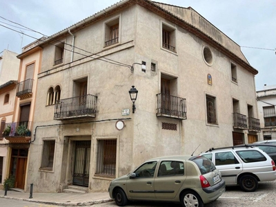 Venta Casa unifamiliar en Tamarit 7 Oliva. Con terraza 460 m²
