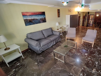 Alquiler de estudio en San Blas - Santo Domigo con garaje y muebles