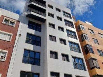 Alquiler de piso en calle Concepción Arenal de 3 habitaciones con garaje y muebles