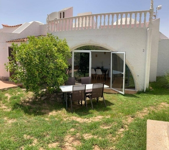 Chalet en venta en La Florida, Orihuela, Alicante