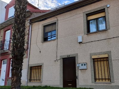 Venta de casa en La Bañeza