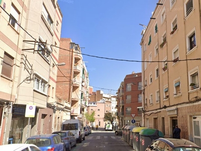 Venta de piso con terraza en Pubilla Cases (l'Hospitalet de Llobregat)
