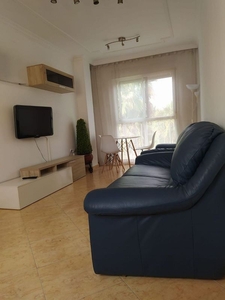 Venta de piso en calle Gravina de 2 habitaciones con muebles y aire acondicionado