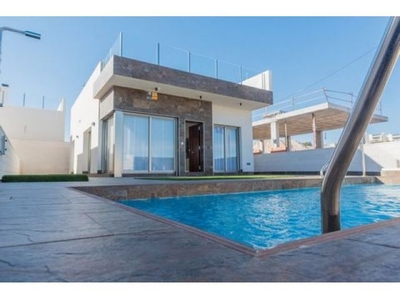 villa en Venta en Orihuela Costa