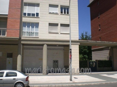 Local comercial antonio machado Vitoria - Gasteiz Ref. 91603753 - Indomio.es