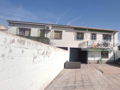 Venta Casa unifamiliar Santa Cruz del Retamar. Buen estado plaza de aparcamiento calefacción individual 236 m²
