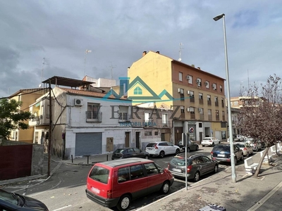 Venta Chalet en Calle Portiña de San Miguel Talavera de la Reina. Con terraza 340 m²