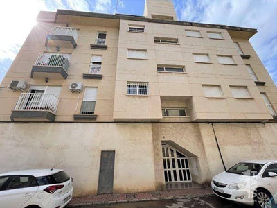 Venta Piso Águilas. Piso de dos habitaciones en Calle Benidorm 13. Tercera planta con balcón