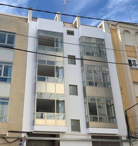 Venta Piso Gandia. Piso de tres habitaciones en Calle Alfaro 30. Nuevo tercera planta plaza de aparcamiento con terraza calefacción individual