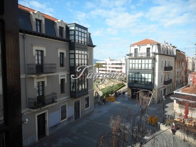 Venta Piso en Avenida Basagoiti. Getxo. Buen estado segunda planta con balcón calefacción individual