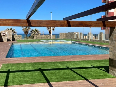 Venta Piso La Manga del Mar Menor. Piso de una habitación en Poligono G - Manga. Buen estado cuarta planta con terraza