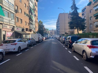 Venta Piso Móstoles. Piso de tres habitaciones Primera planta plaza de aparcamiento con terraza calefacción central