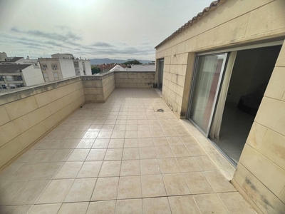 Venta Piso Murcia. Piso de tres habitaciones en Calle MORENO CORTES. Buen estado tercera planta con terraza