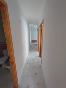 Venta Piso Nerja. Piso de tres habitaciones en Calle Almirante Ferrándiz.