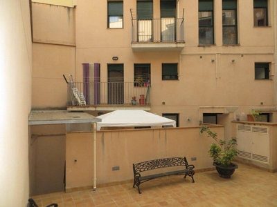 Venta Piso Olesa de Montserrat. Piso de dos habitaciones Con terraza