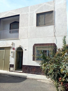 Venta Piso Roquetas de Mar. Piso de tres habitaciones en Dr Castroviejo (r). Con balcón