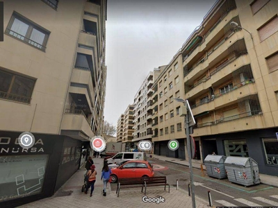 Venta Piso en Calle Munoz Torrero 15. Salamanca. Muy buen estado tercera planta con balcón calefacción central