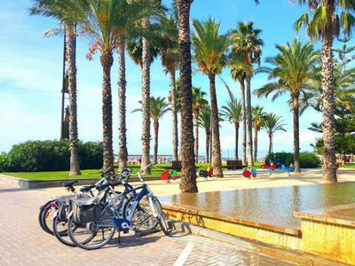 Venta Piso Salou. Piso de dos habitaciones en Major. Primera planta con terraza