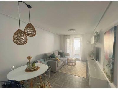 Venta Piso San Javier. Piso de tres habitaciones en Calle Dolores. Buen estado primera planta con terraza