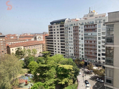 Venta Piso Valladolid. Piso de cuatro habitaciones Décima planta con balcón