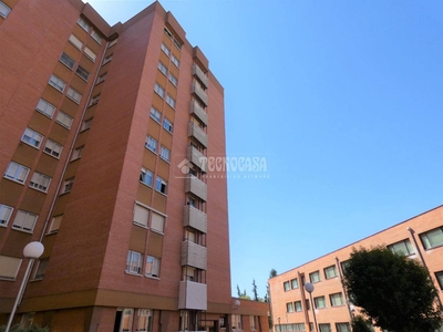 Venta Piso Valladolid. Piso de cuatro habitaciones A reformar entreplanta plaza de aparcamiento calefacción central