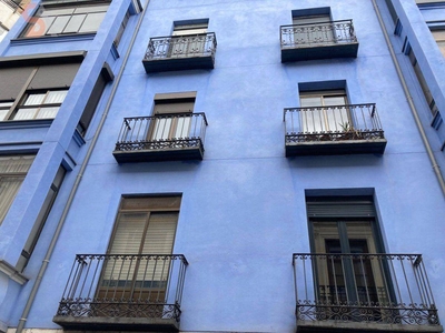 Venta Piso Valladolid. Piso de tres habitaciones Tercera planta con terraza