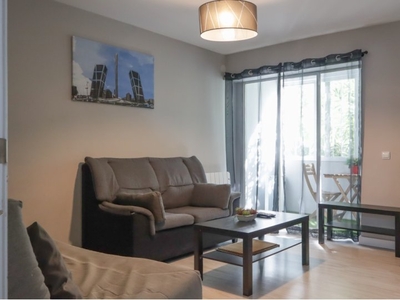Apartamento de 3 dormitorios en alquiler en Fuencalrral, Madrid.