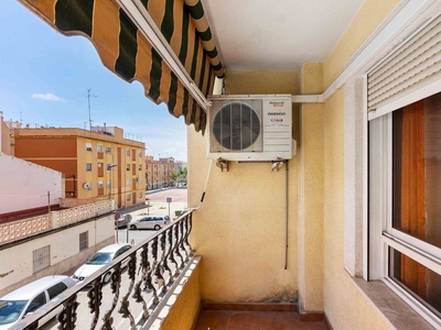 Apartamento en venta en Centro, Torrevieja, Alicante