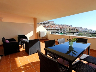 Apartamento en venta en Doña Julia Golf, Casares, Málaga