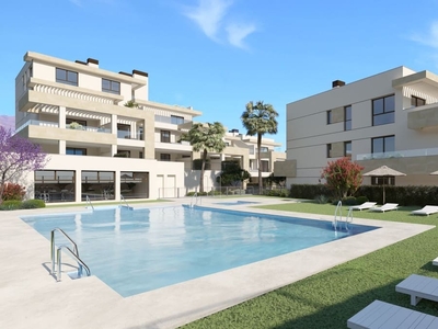 Apartamento en venta en Parque Central, Estepona, Málaga