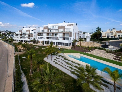 Apartamento en venta en Villamartin, Orihuela, Alicante