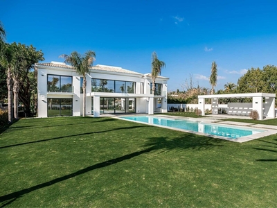 Chalet en venta en Estepona, Málaga